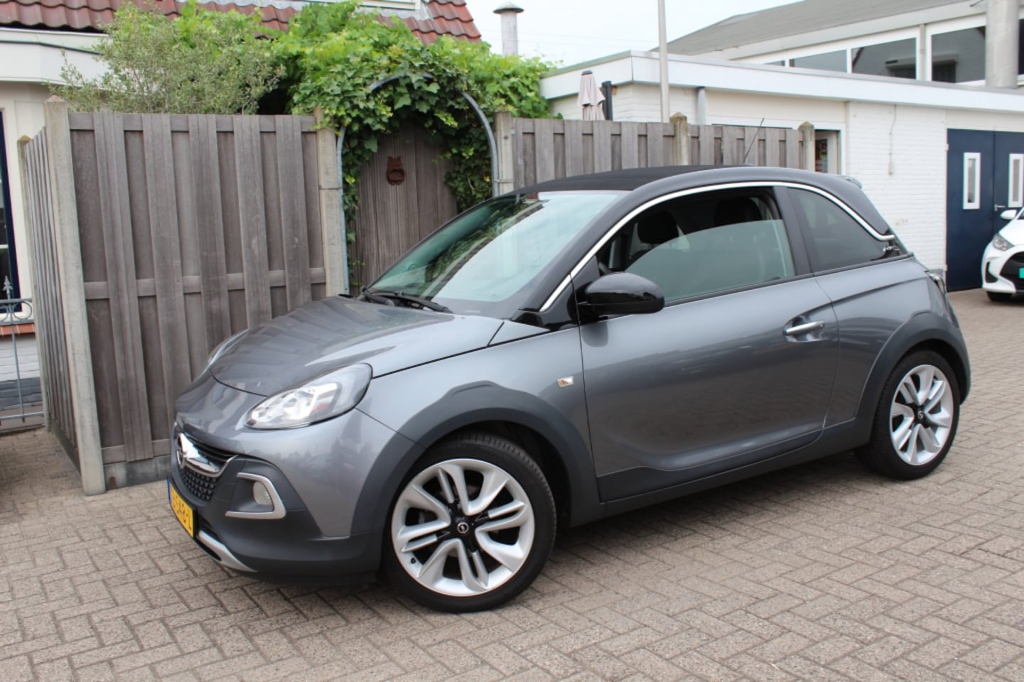 Opel ADAM - 1.0 Turbo Rocks Unlimite - AutoWereld.nl