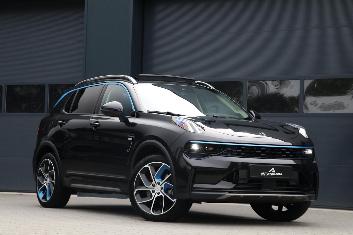 Lynk & Co 01 - 1.5 Plugin AdaptivCruise Trekhaak 360View MemoryZetels Panodak AppleCarplay PrivacyGlass 5 - AutoWereld.nl