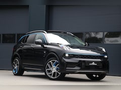 Lynk & Co 01 - 1.5 Plugin AdaptivCruise Trekhaak 360View MemoryZetels Panodak AppleCarplay PrivacyGlass 5