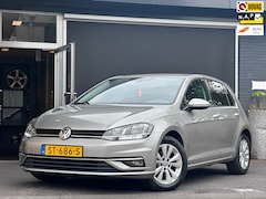 Volkswagen Golf - 1.6 TDI Comfortline Business MASSAGE / CARPLAY / NAVI / ACC