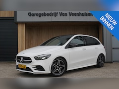 Mercedes-Benz B-klasse - 220 192pk AMG line Burmeister Widescreen pdc Led Keyless *85293km* Cruise Trekhaak 18 inch