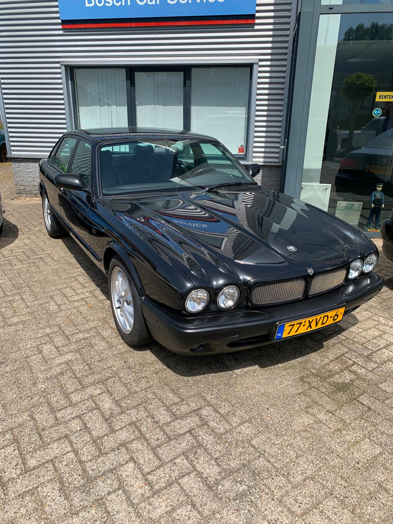 Jaguar XJ - 4.0 V8 Executive 4.0 V8 Executive - AutoWereld.nl