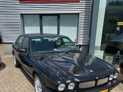 Jaguar XJ - 4.0 V8 Executive