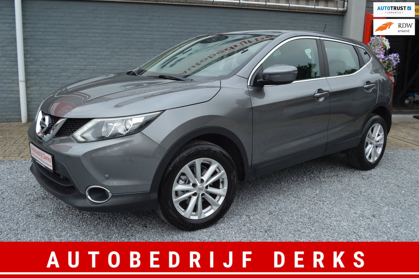 Nissan Qashqai - 1.2 Business Edition Airco | Navi | Led | Nieuwe Ketting | Nieuwstaat - AutoWereld.nl