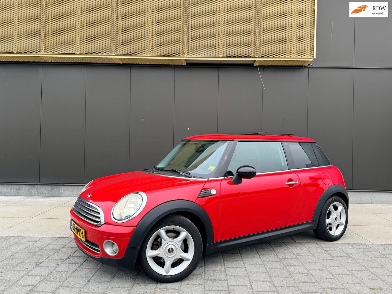 MINI 3-Deurs - 1.4 One | Pano | Airco ijskoud! | LM velgen | Inruilkoopje - AutoWereld.nl