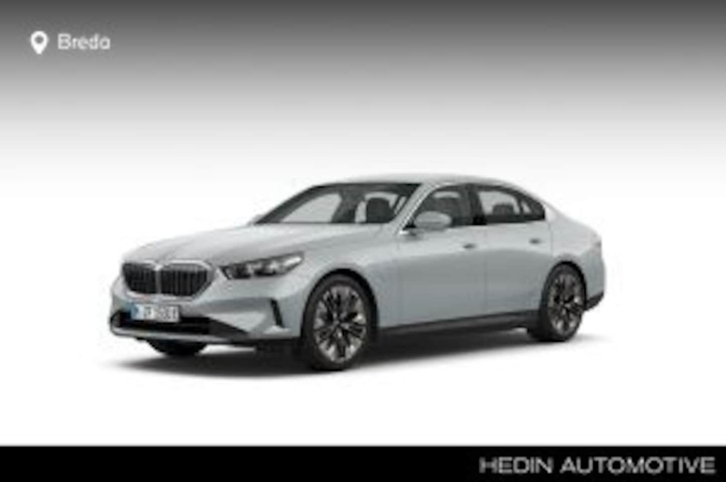 BMW 5-serie - 530e M Sport Edition | M Sportpakket Pro | Innovation Pack | Comfort Pack | Stoelventilati - AutoWereld.nl