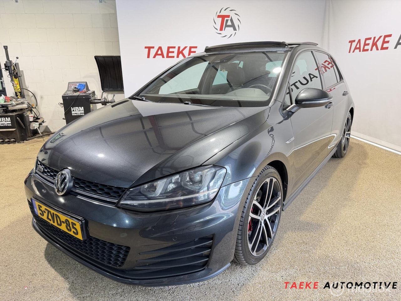 Volkswagen Golf - 2.0 TDI GTD AUTOMAAT/CLIMA/CRUISE/PANO/APK - AutoWereld.nl