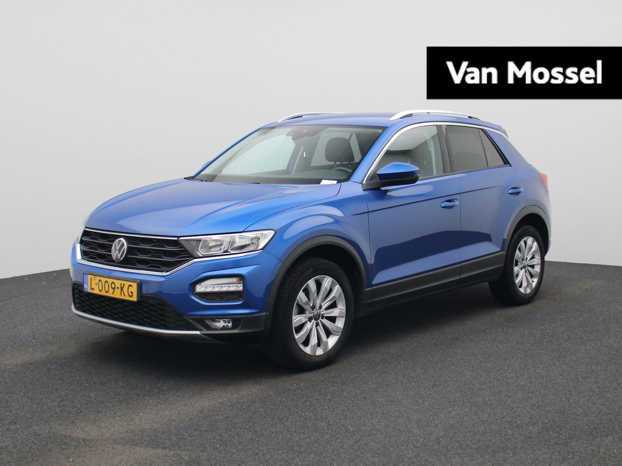 Volkswagen T-Roc - 1.5 TSI Style Business 150 PK| Origineel Nederlands | 1e Eigenaar | Trekhaak | Navigatie | - AutoWereld.nl