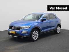Volkswagen T-Roc - 1.5 TSI Style Business 150 PK| Origineel Nederlands | 1e Eigenaar | Trekhaak | Navigatie |