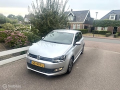 Volkswagen Polo - 1.0 95PK BlueMotion Edition CARPLAY NAVIGATIE AIRCO CRUISE CONTROLE GOED ONDERHOUDEN