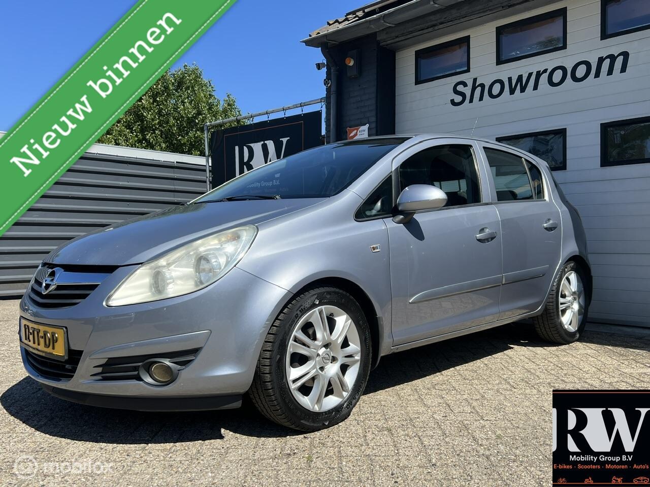 Opel Corsa - 1.2-16V Business *NAP*A/C* APK 05-2027*TREKHAAK* - AutoWereld.nl