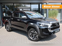 Toyota HiLux - 2.8 D-4D DUBBEL CABIN PROFESSIONAL A/T 2 ZITS VAN 4WD