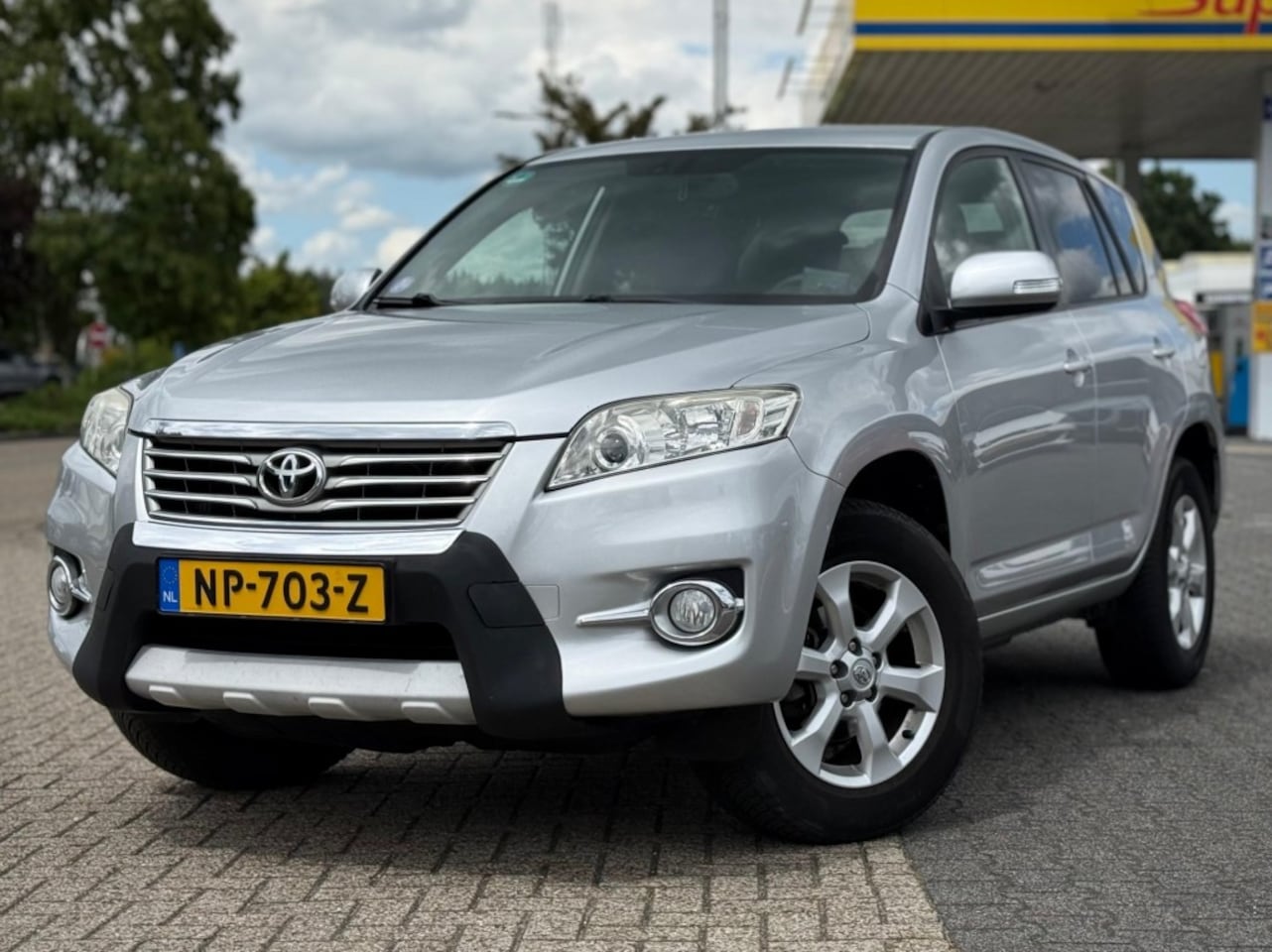 Toyota RAV4 - 2.0VVTI 4WD TREKHAAK 2.000KG CRUISE - AutoWereld.nl