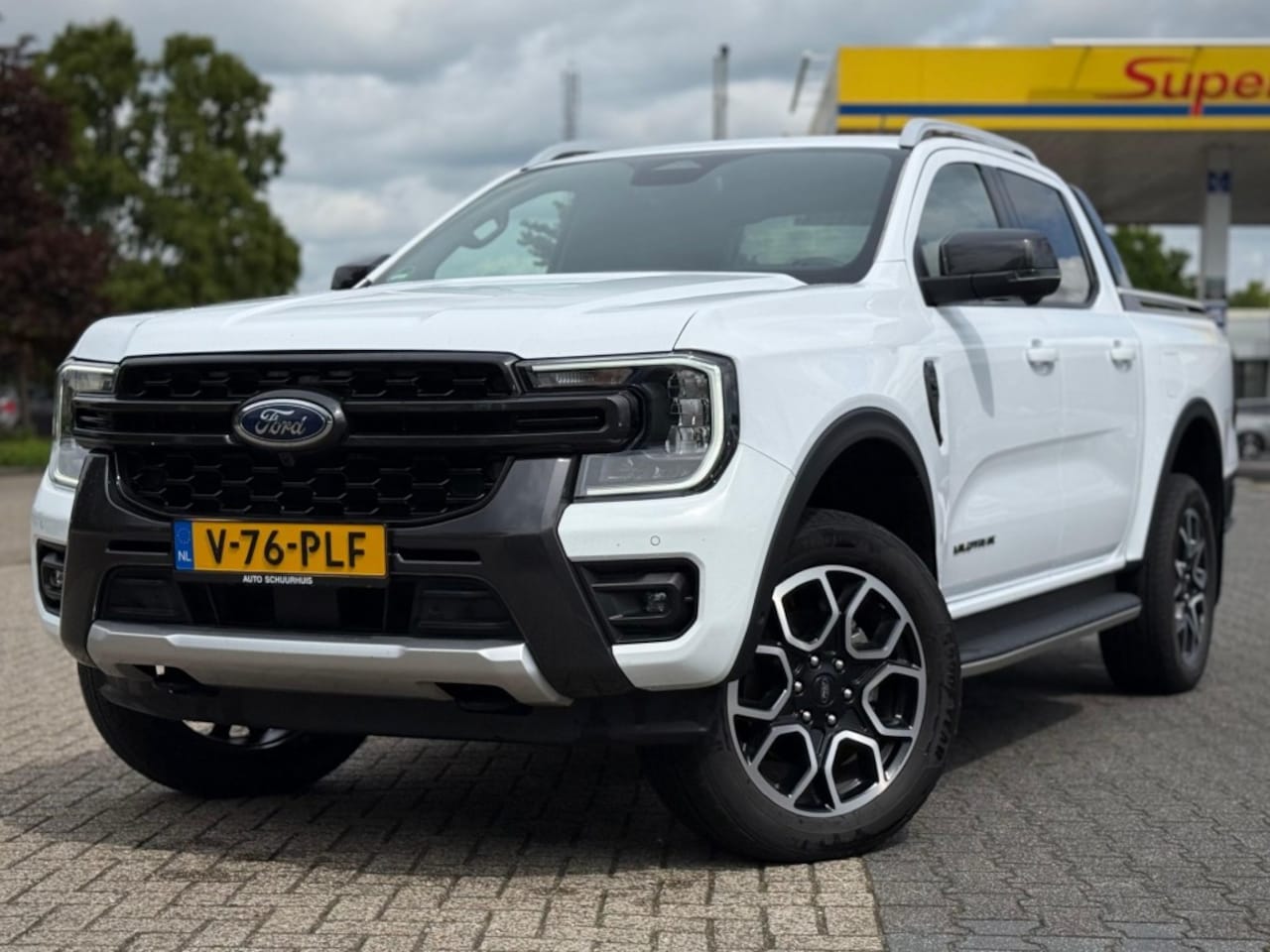 Ford Ranger - 3.0 V6 240 PK KEYLESS WILDTRAK ELEKTRISCH ROLLUIK - AutoWereld.nl