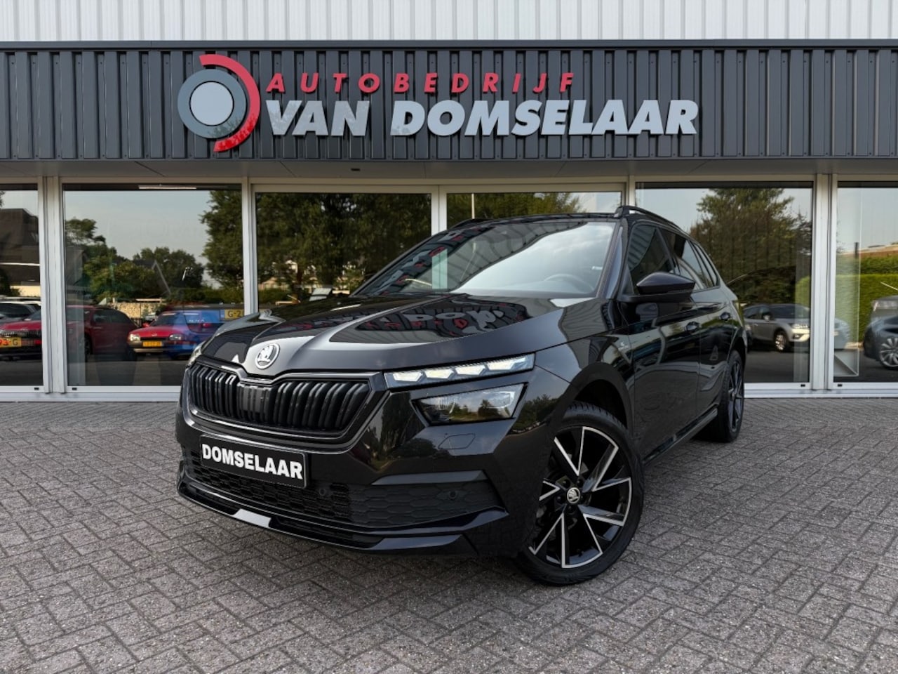 Skoda Kamiq - 1.5 TSI ACT Business Edition Monte Carlo - Pano Trekhaak Camera Stoelverw. - AutoWereld.nl
