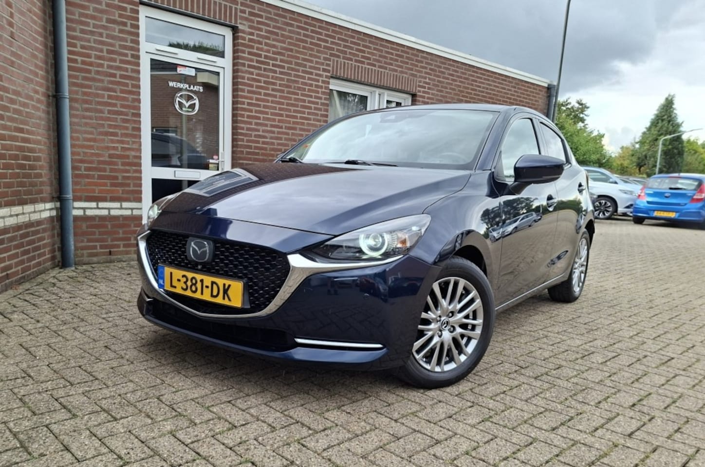 Mazda 2 - 1.5 SKYACT-G SIG. AUTOMAAT/AIRCO/STOEL VERWARMING/ - AutoWereld.nl