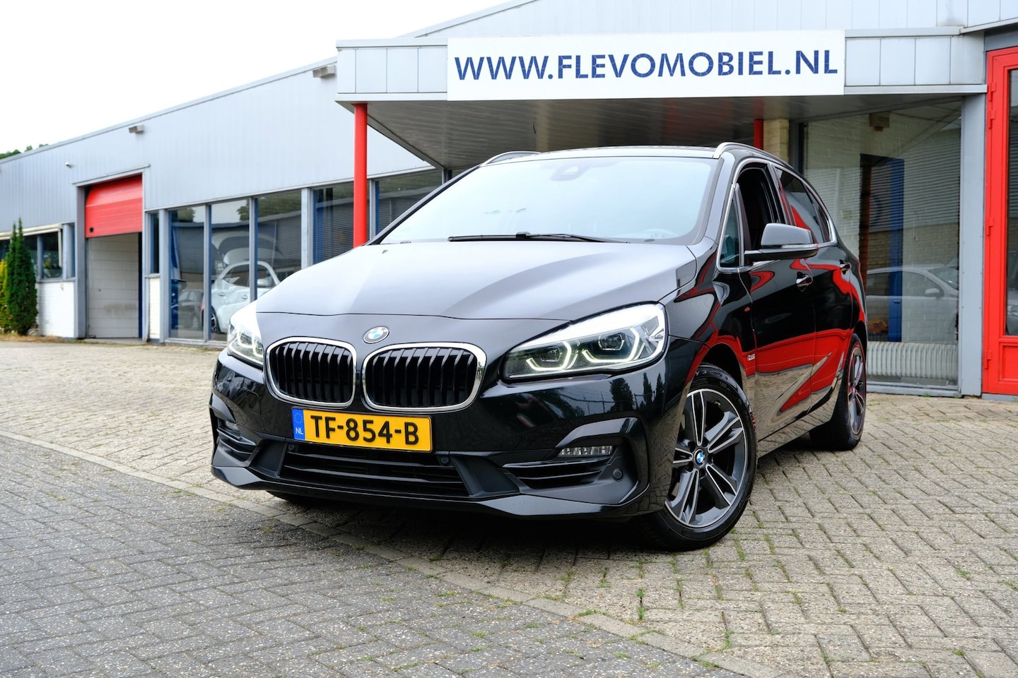 BMW 2-serie Active Tourer - 218i Executive Launch Edition Aut. Half Leder|Navi|Sportstoelen|Cam|LMV - AutoWereld.nl