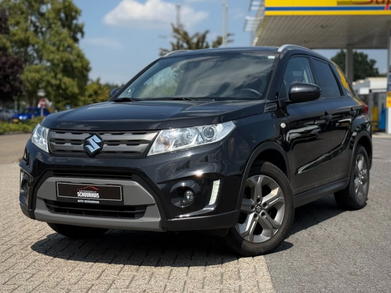 Suzuki Vitara - 1.6 EXLUSIVE TREKHAAK CAMERA CARPLAY - AutoWereld.nl