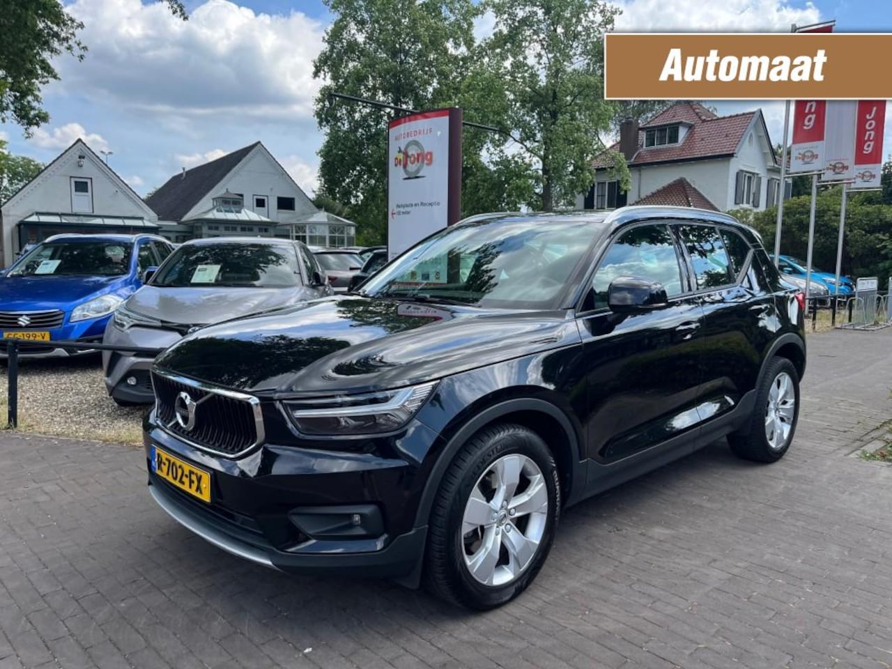 Volvo XC40 - 2.0 B4 AWD BUSINESS PRO 197PK AUTOMAAT / CARPLAY / NAVI / ELEK. TREKHAAK / CRUISE CTR. / L - AutoWereld.nl