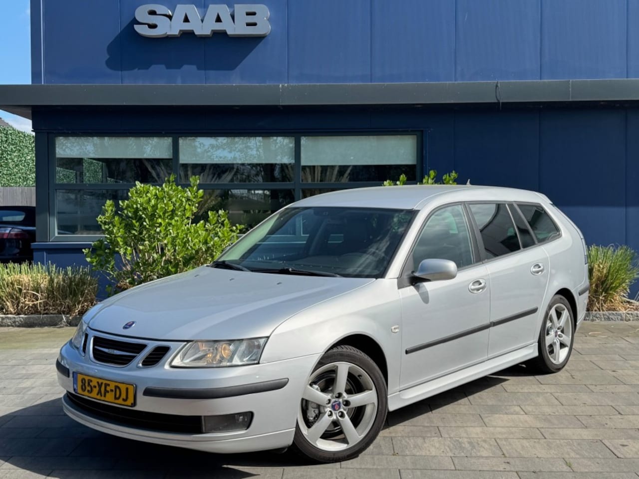 Saab 9-3 - Estate 1.8t Business Sport NL auto 17 inch nwe beurt/APK - AutoWereld.nl