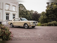 Ford Mustang - Coupe