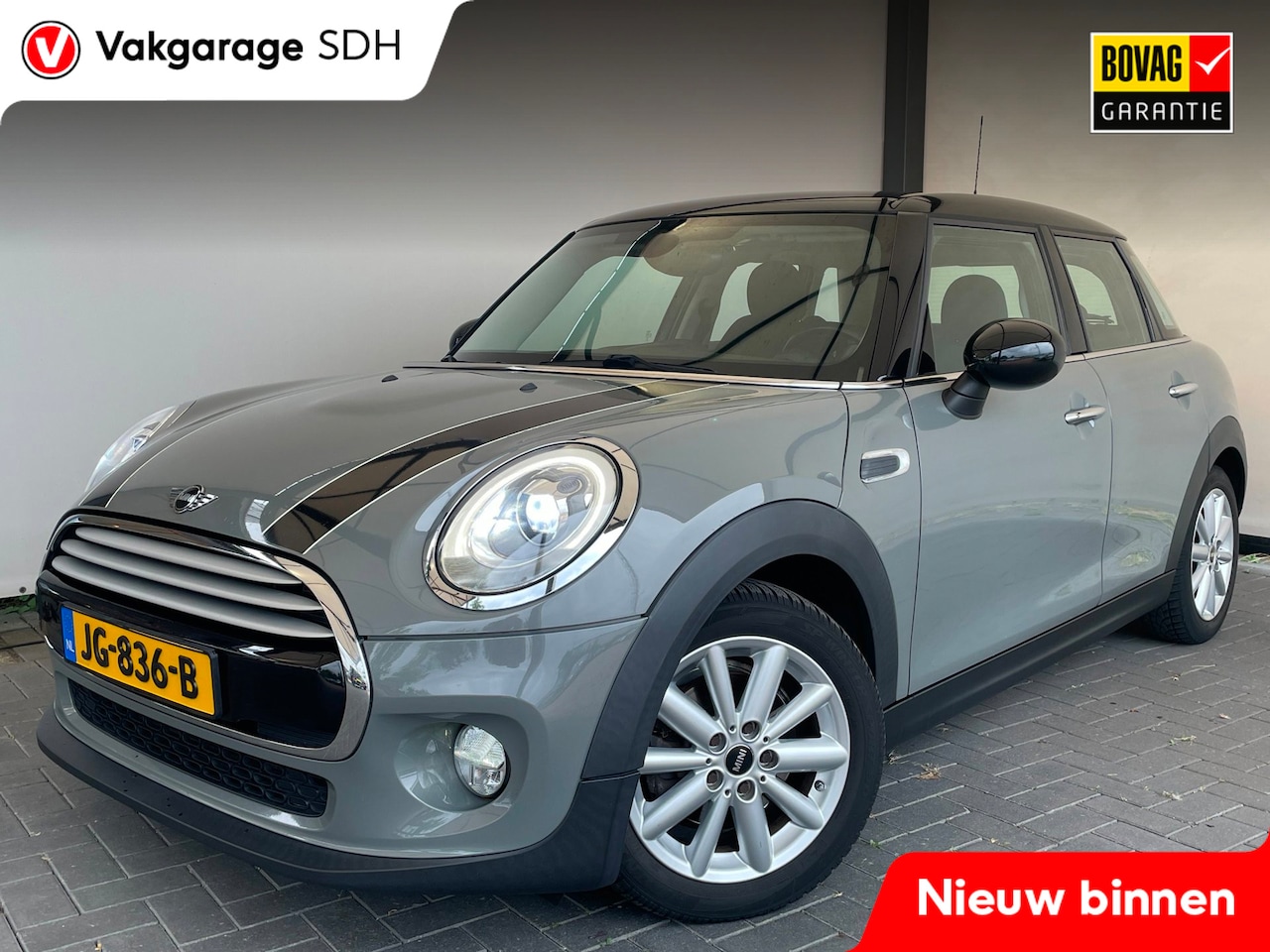 MINI 5-Deurs - 1.5 Cooper Chili Business|Stoelverwarming|Sportstoelen|Striping|Led lampen|Sfeerverlichtin - AutoWereld.nl