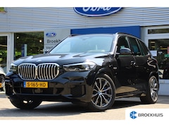 BMW X5 - xDrive45e High Executive | M-SPORT | ELEKTR. TREKHAAK | STOEL + STUURVERWARMING | LUCHTVER