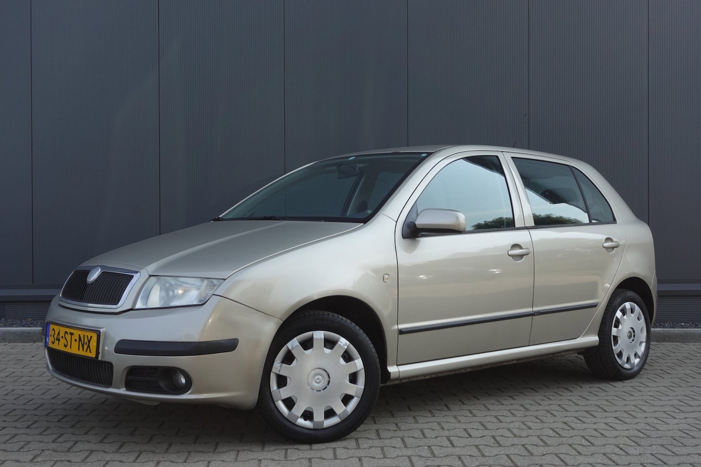 Skoda Fabia - 1.4-16V Equipe 1.4-16V Equipe - AutoWereld.nl