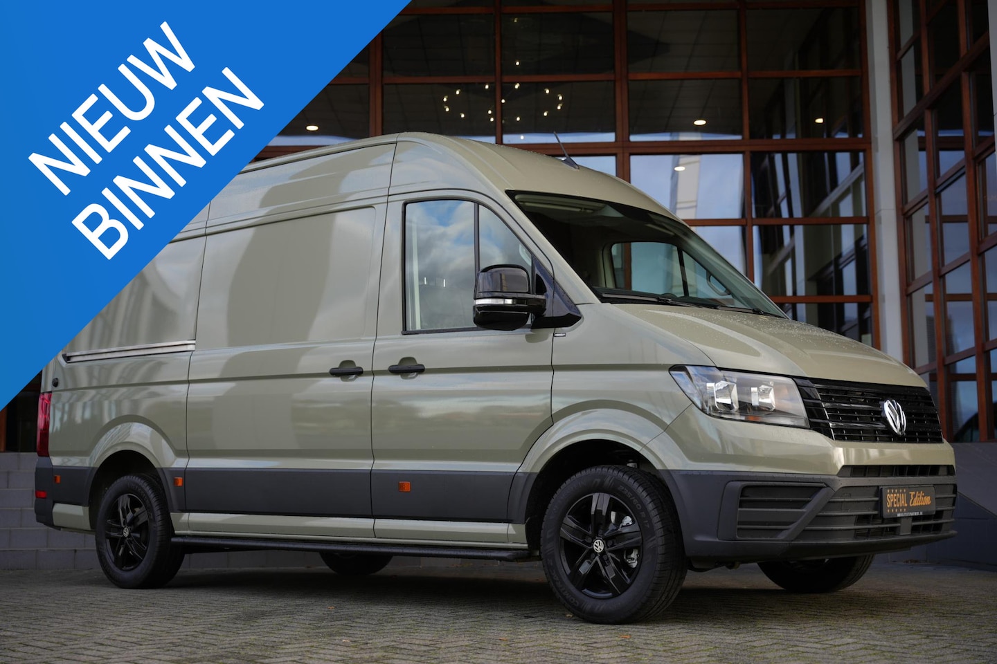 Volkswagen Crafter - 2.0 TDI L3H3 Special Editon 140PK | CarPlay | Cam - AutoWereld.nl