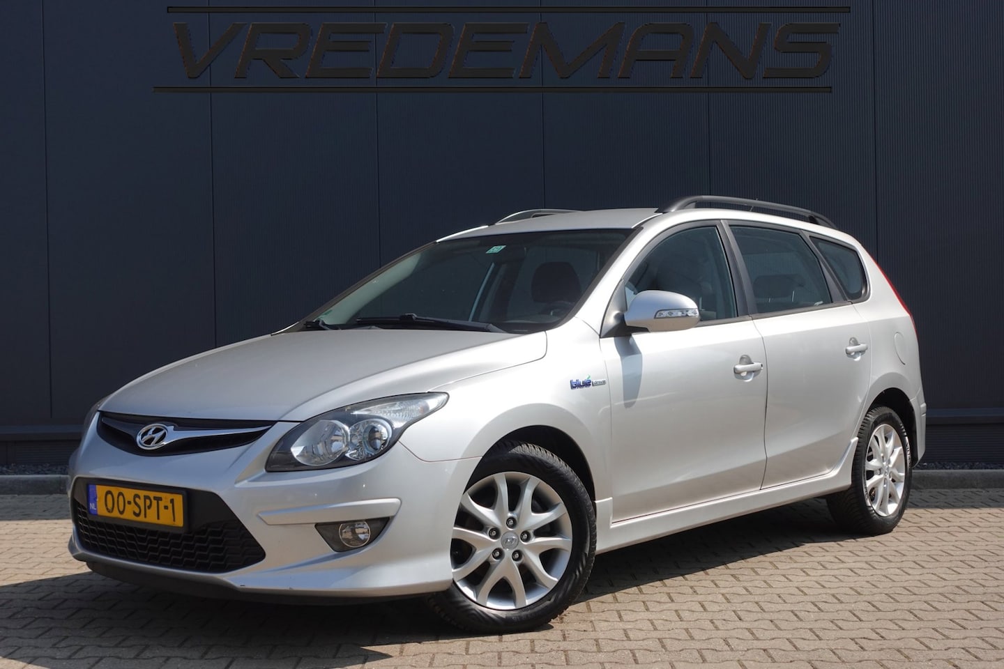 Hyundai i30 CW - 1.6i i-Motion 1.6i i-Motion - AutoWereld.nl