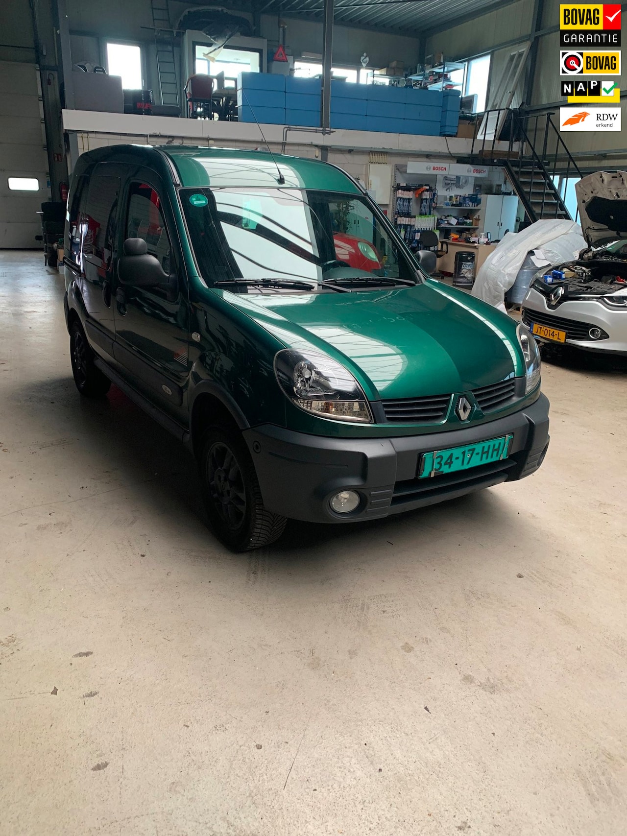 Renault Kangoo - 1.6-16V 4x4 Privilège 1.6-16V 4x4 Privilège - AutoWereld.nl
