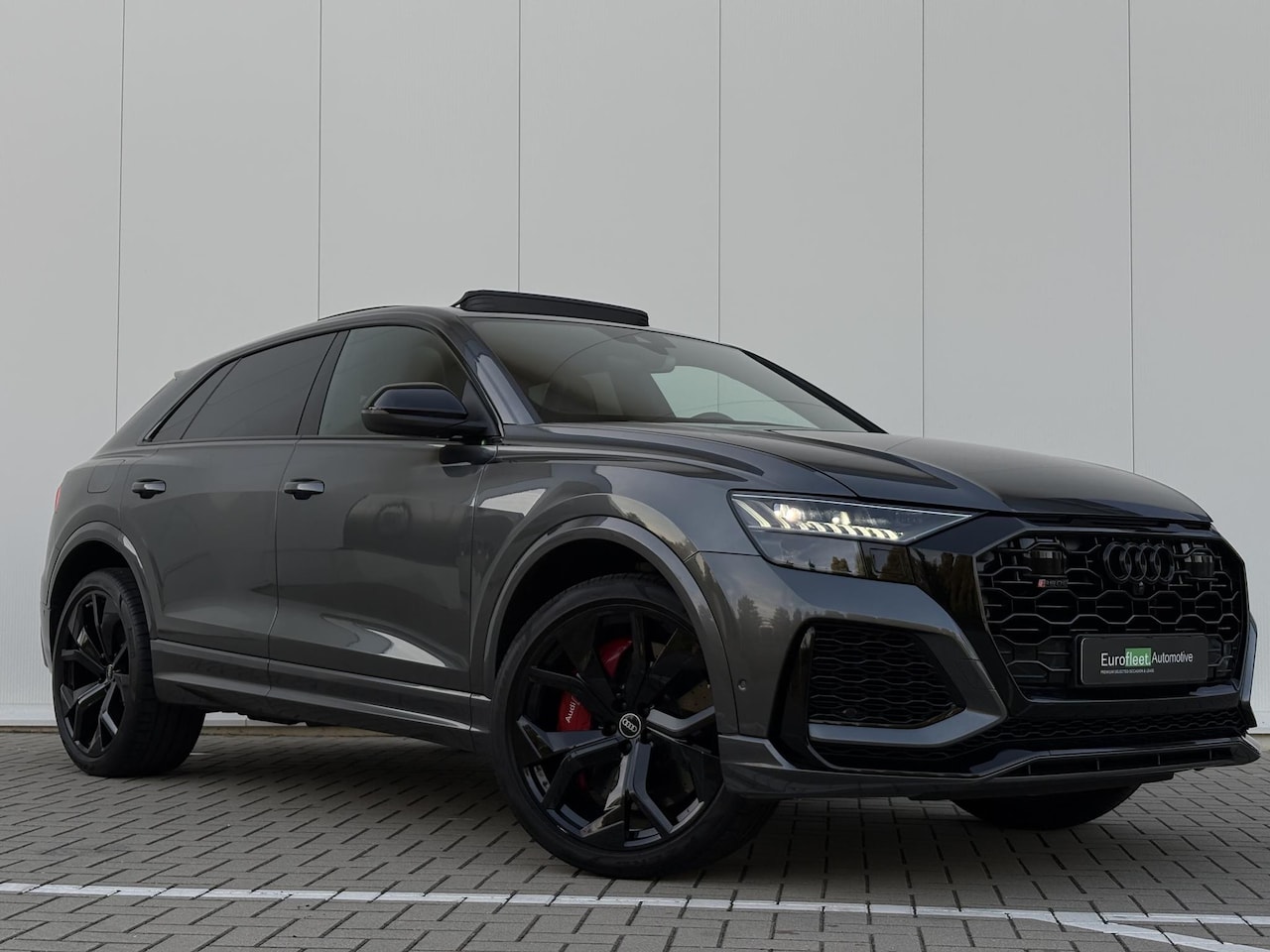 Audi Q8 - 4.0 TFSI RS Q8 quattro | 726 PK | KERAMISCHE REMMEN | DAYTONA GREY | PANO | CARBON | BTW