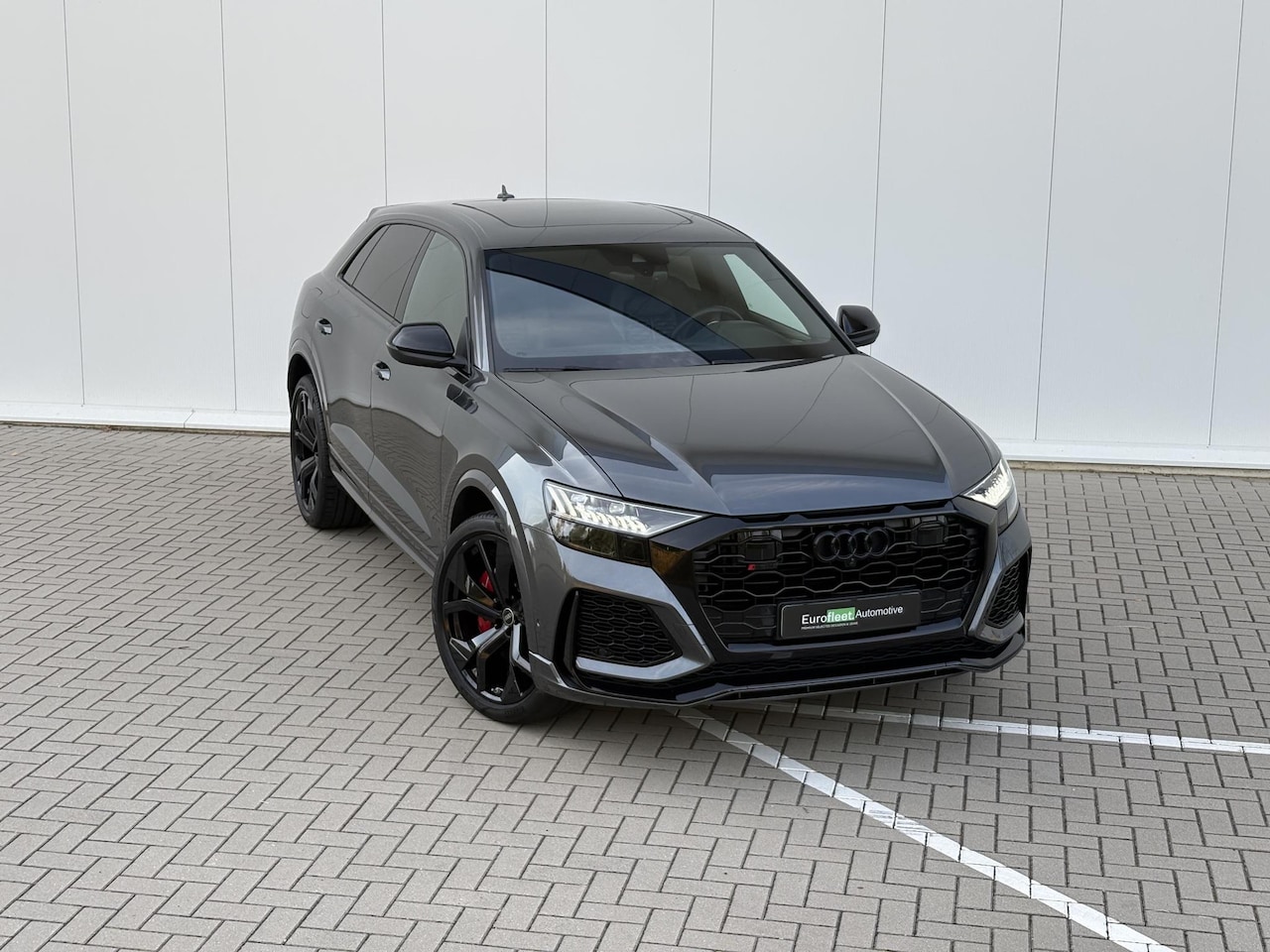 Audi Q8 - 4.0 TFSI RS Q8 quattro | 726 PK | KERAMISCHE REMMEN | DAYTONA GREY | PANO | CARBON | BTW