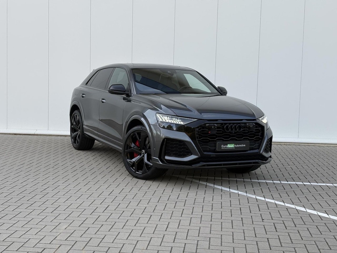 Audi Q8 - 4.0 TFSI RS Q8 quattro | 726 PK | KERAMISCHE REMMEN | DAYTONA GREY | PANO | CARBON | BTW