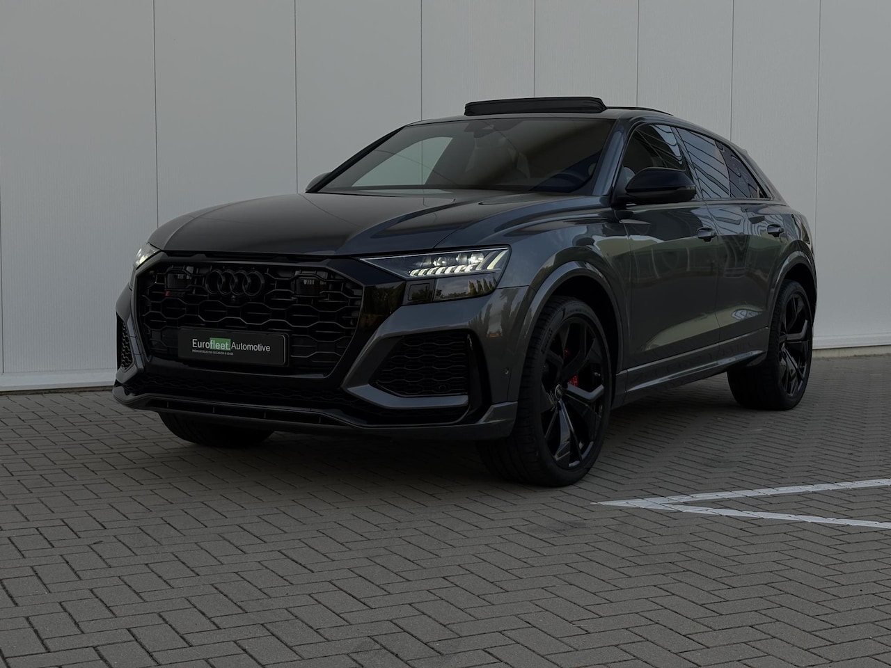 Audi Q8 - 4.0 TFSI RS Q8 quattro | 726 PK | KERAMISCHE REMMEN | DAYTONA GREY | PANO | CARBON | BTW