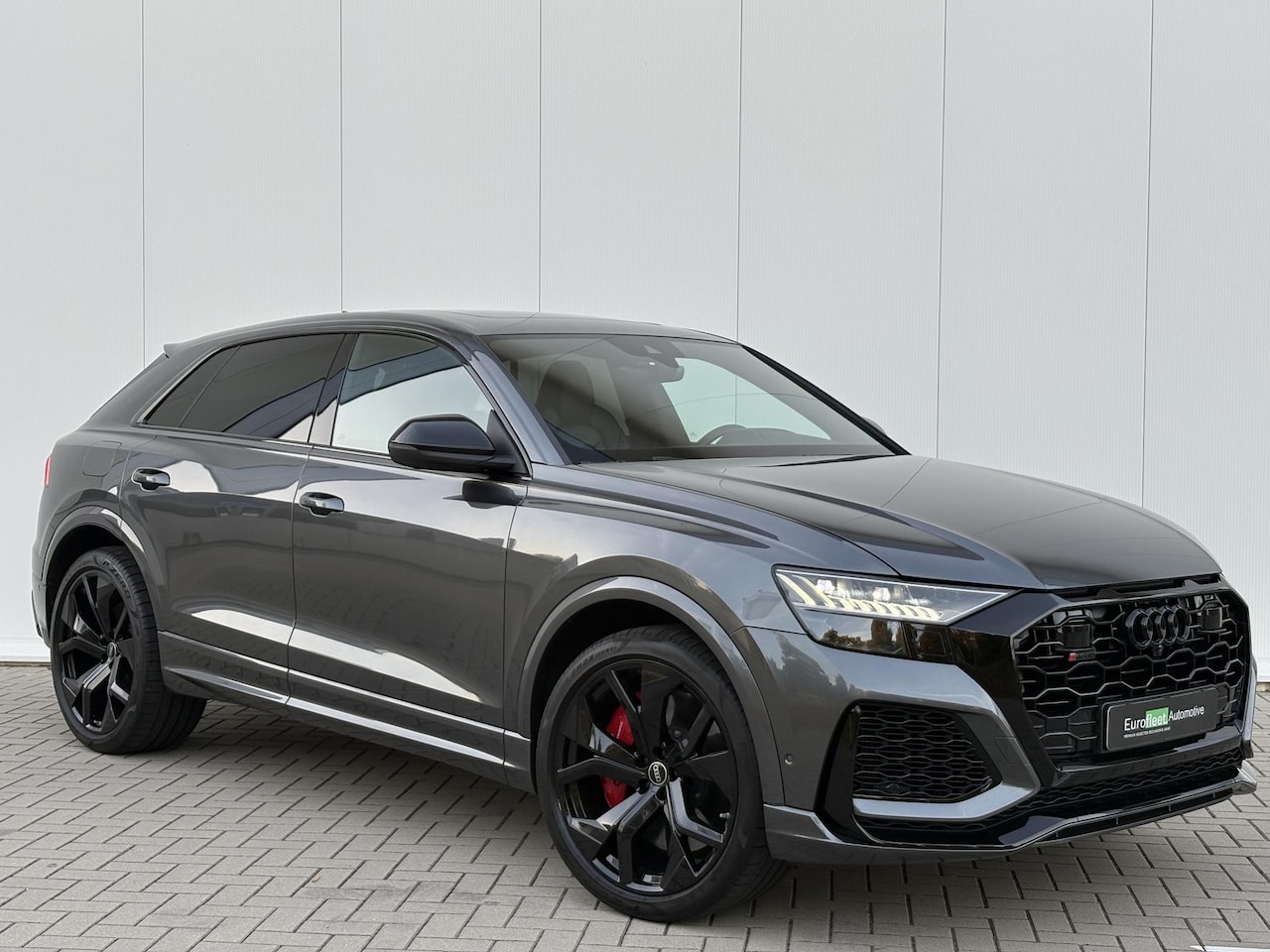 Audi Q8 - 4.0 TFSI RS Q8 quattro | 726 PK | KERAMISCHE REMMEN | DAYTONA GREY | PANO | CARBON | BTW
