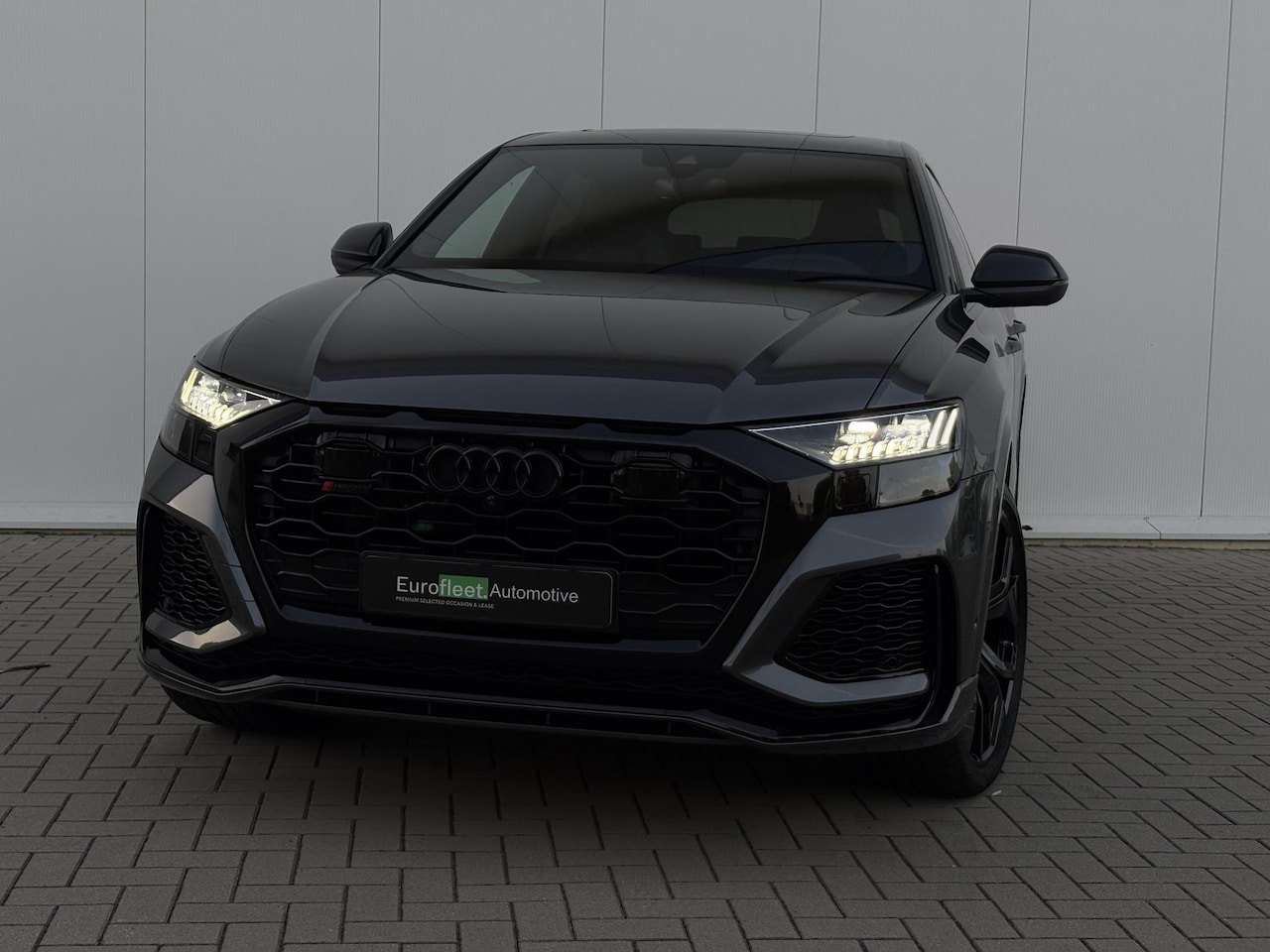Audi Q8 - 4.0 TFSI RS Q8 quattro | 726 PK | KERAMISCHE REMMEN | DAYTONA GREY | PANO | CARBON | BTW