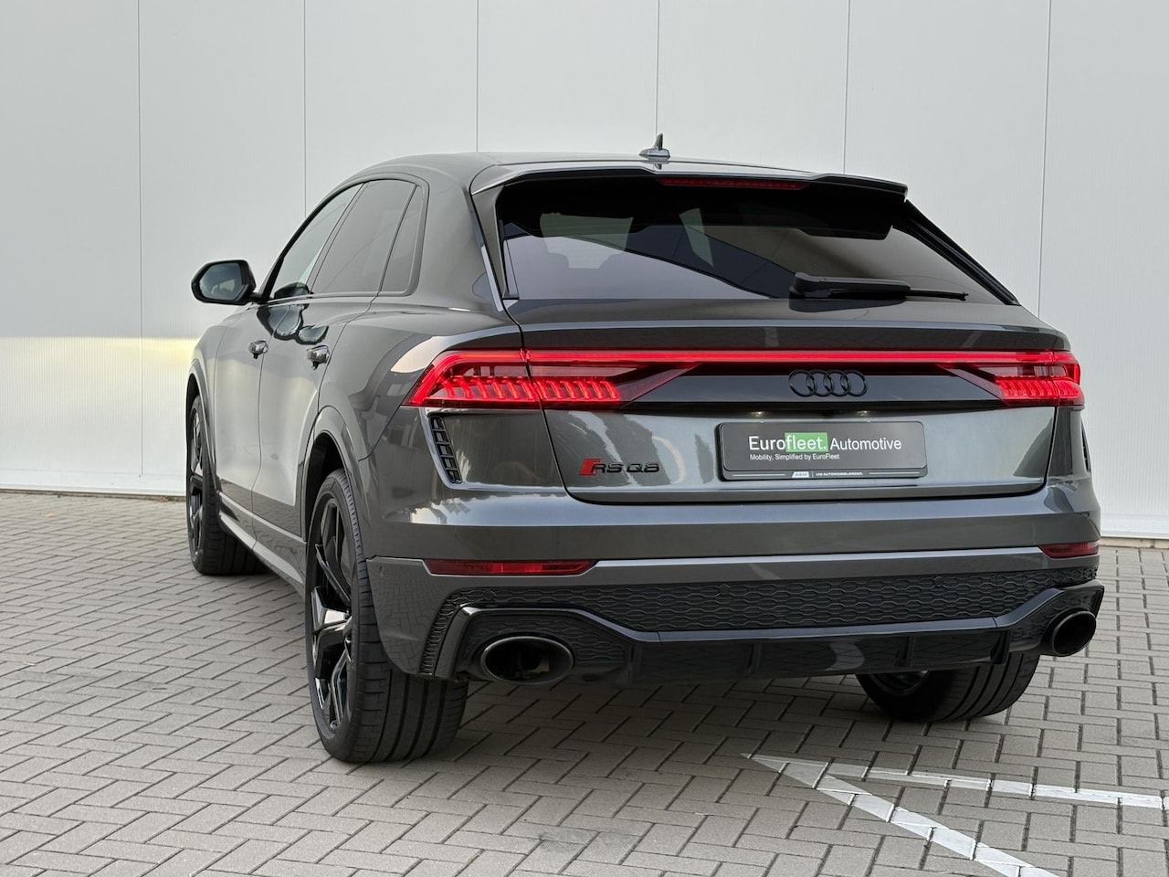 Audi Q8 - 4.0 TFSI RS Q8 quattro | 726 PK | KERAMISCHE REMMEN | DAYTONA GREY | PANO | CARBON | BTW