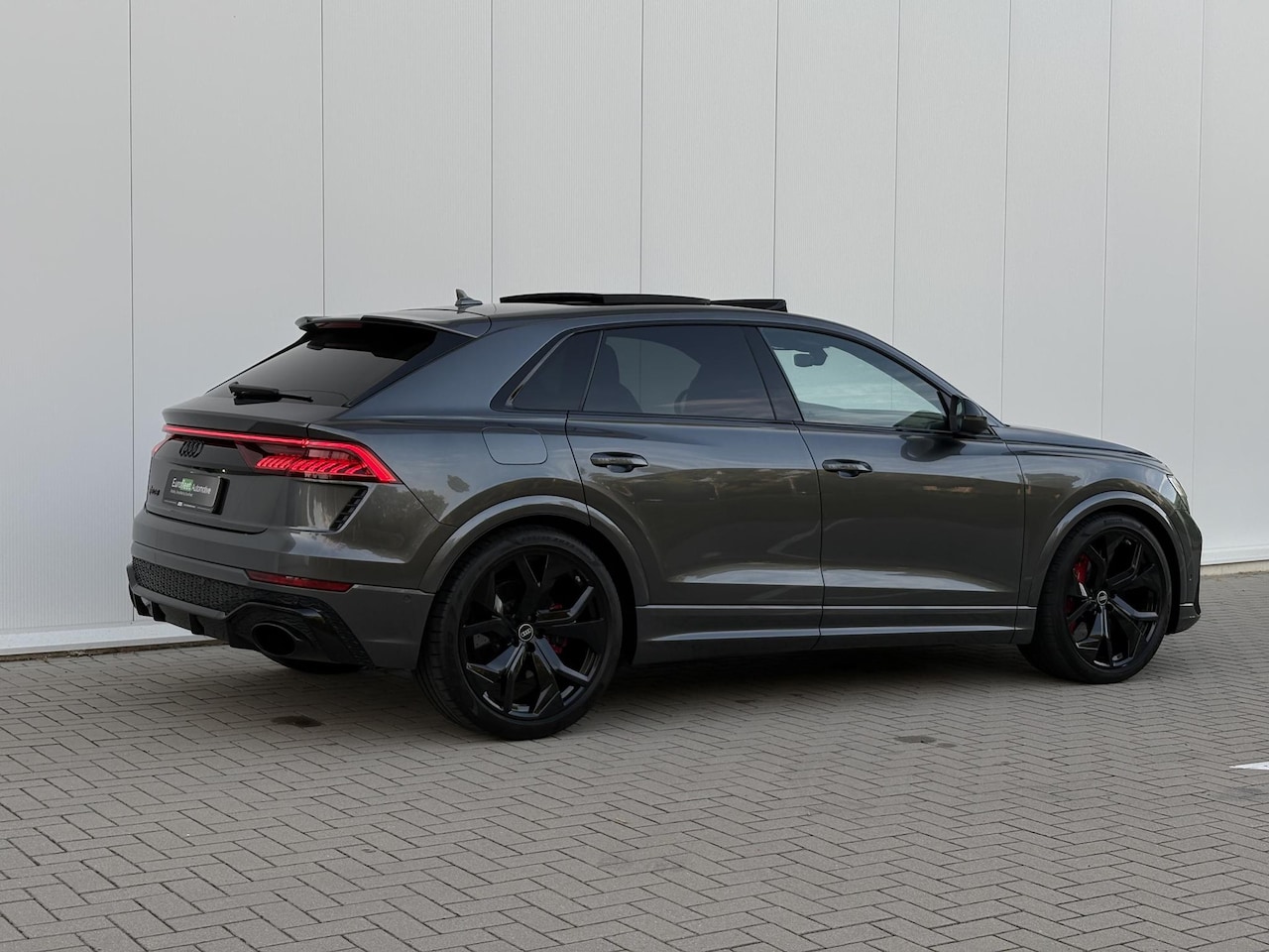 Audi Q8 - 4.0 TFSI RS Q8 quattro | 726 PK | KERAMISCHE REMMEN | DAYTONA GREY | PANO | CARBON | BTW