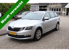 Skoda Octavia Combi - 1.0 TSI Greent. Amb. Busn. / NL-Auto / Clima / 2e eigen. / Navi / Cruise
