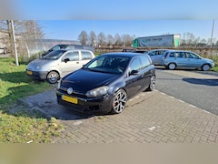 Volkswagen Golf - 1.6 TDI Trendline