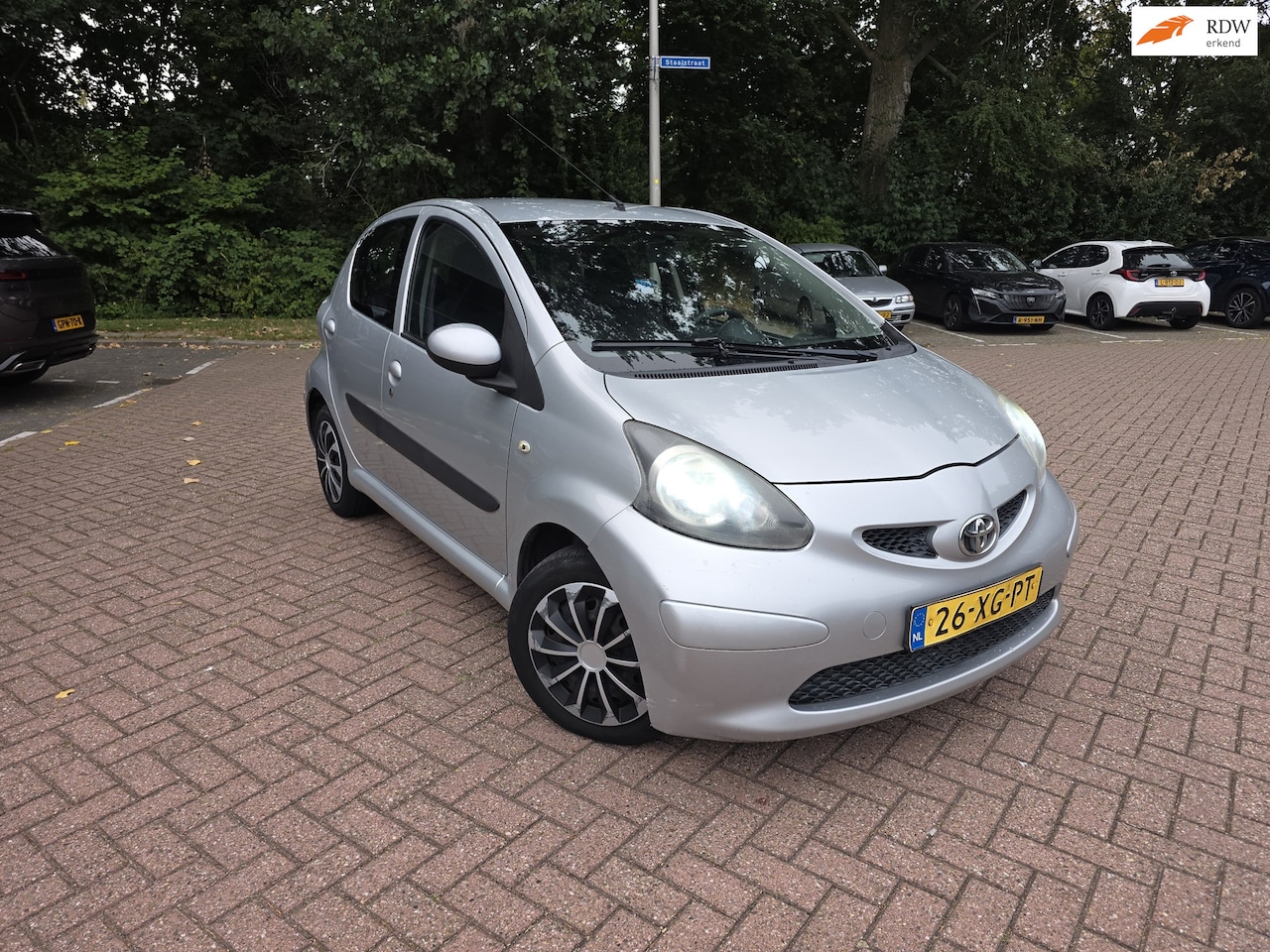 Toyota Aygo - 1.0-12V + Automaat Airco 5DR - AutoWereld.nl