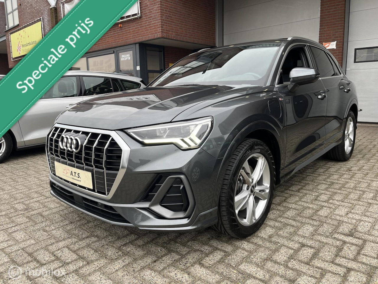 Audi Q3 - 45 TFSI e S-LINE*PANO-DAK*ACC*CAMERA*LED*PDC* - AutoWereld.nl