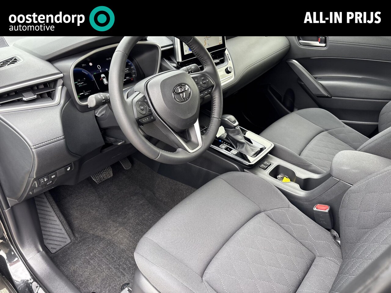 Toyota Corolla Cross - Hybrid 180 Dynamic | Navigatie | Parkeersensoren & camera | Elektrisch bedienbare achterkl - AutoWereld.nl