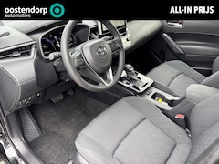 Toyota Corolla Cross - Hybrid 180 Dynamic | Navigatie | Parkeersensoren & camera | Elektrisch bedienbare achterkl