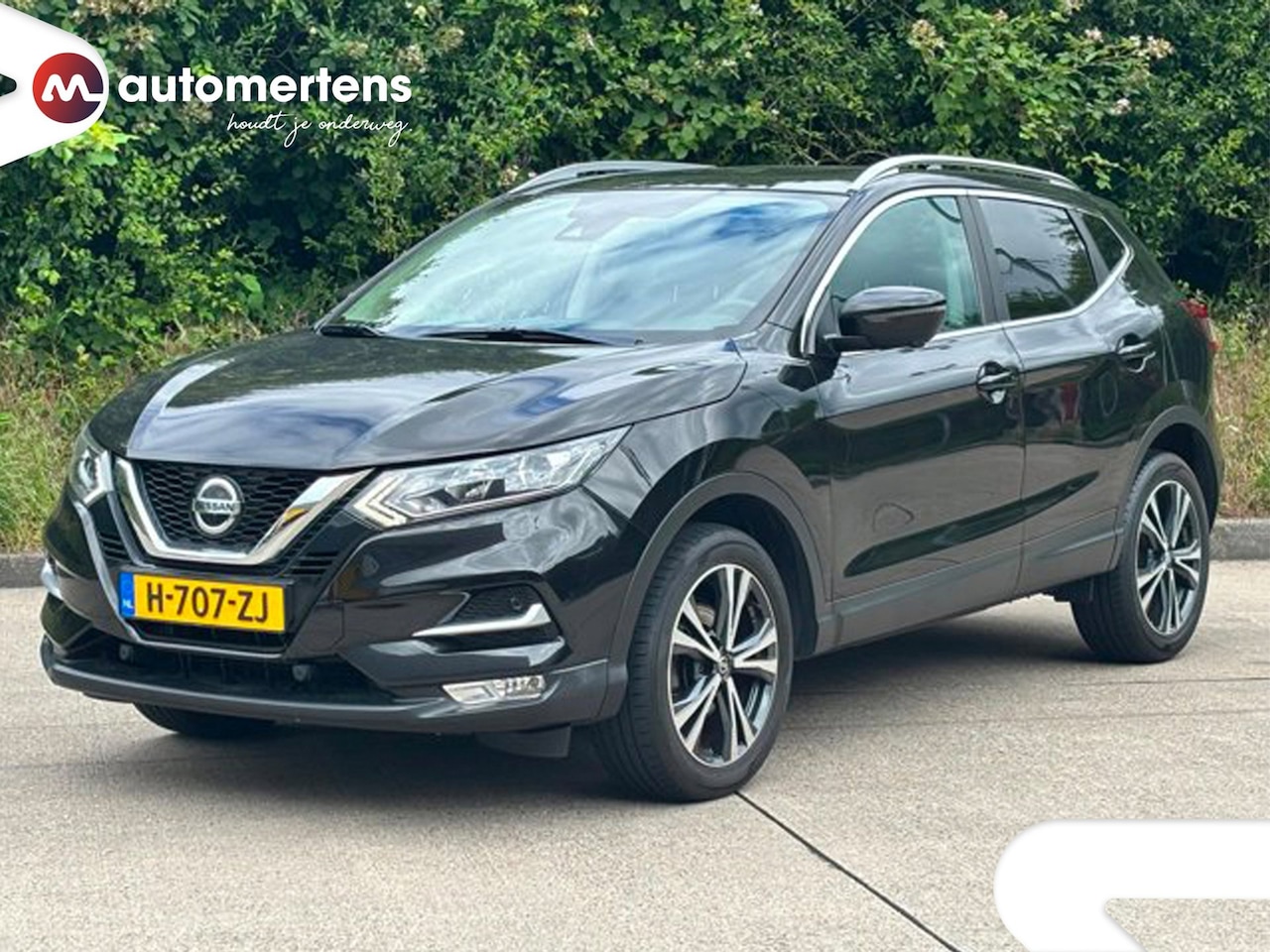 Nissan Qashqai - 1.3 DIG-T N-Connecta X-tronic | Trekhaak | Pano | Rondom-camera - AutoWereld.nl