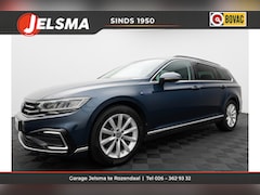 Volkswagen Passat Variant - GTE Business aut., SOH 90% | Camera | Navi | Clima