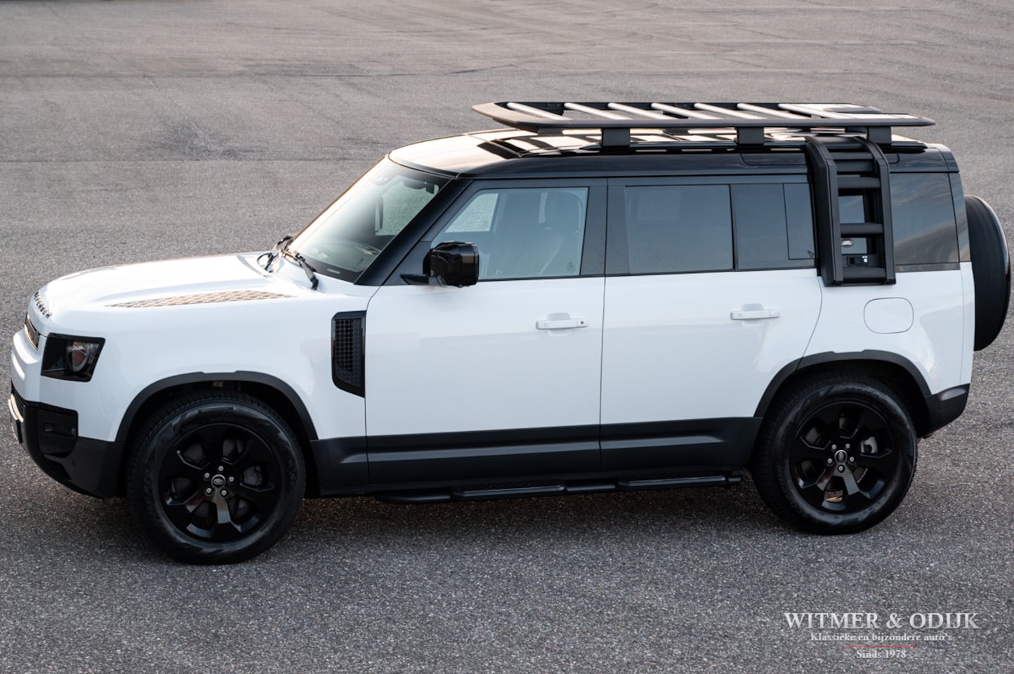 Land Rover Defender 110 - 2.0 P400e 110 veel opties en accessoires - AutoWereld.nl