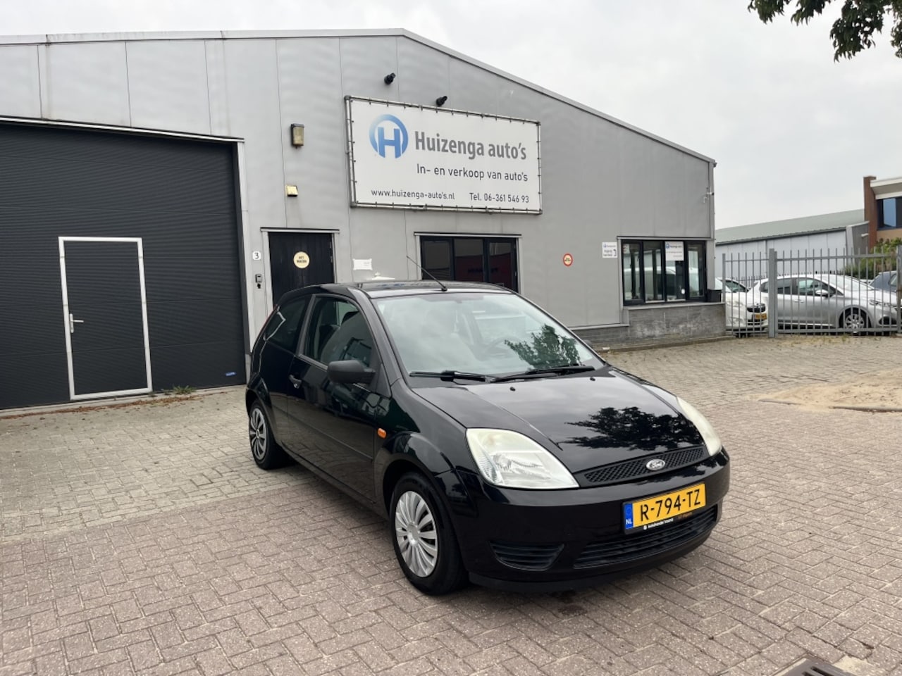 Ford Fiesta - 1.4-16V Futura| APK:17-01-2027! - AutoWereld.nl