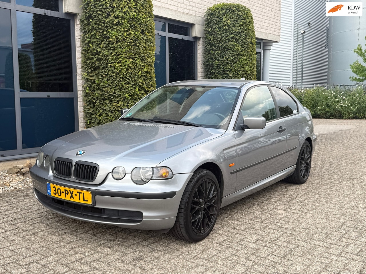 BMW 3-serie Compact - 316ti Black&Silver |Nieuwe APK| - AutoWereld.nl